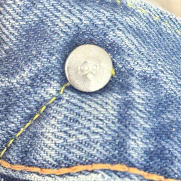 Levi's 701 Jeans Womens 26 Selvedge Big Hidden Rivets Light Wash Denim - Picture 12 of 16